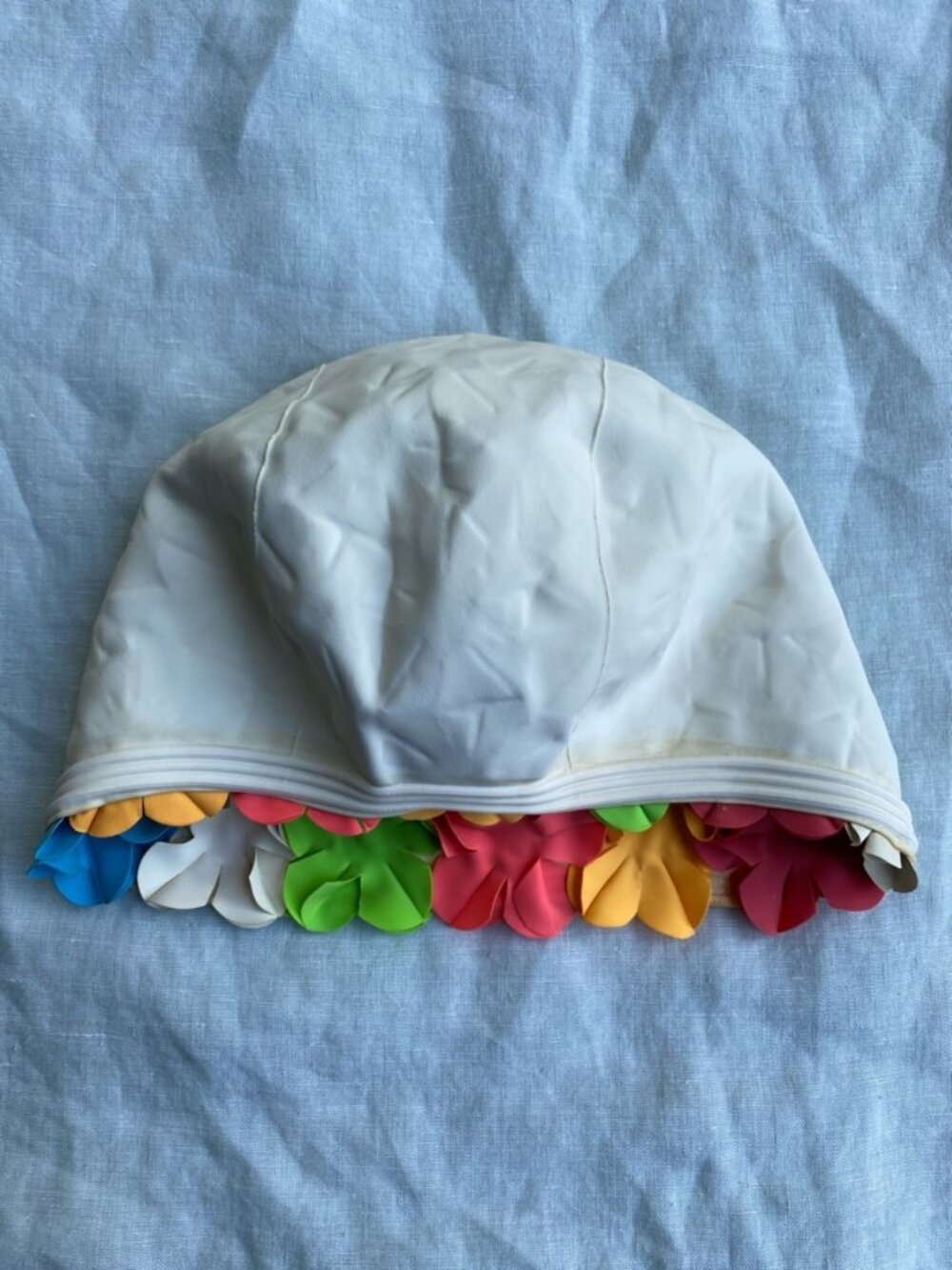 Vintage retro 3D flowers floral bathing swim cap - Picture 4 of 12